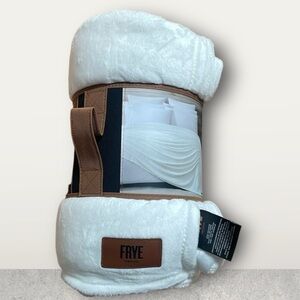 Frye - Plush Blanket